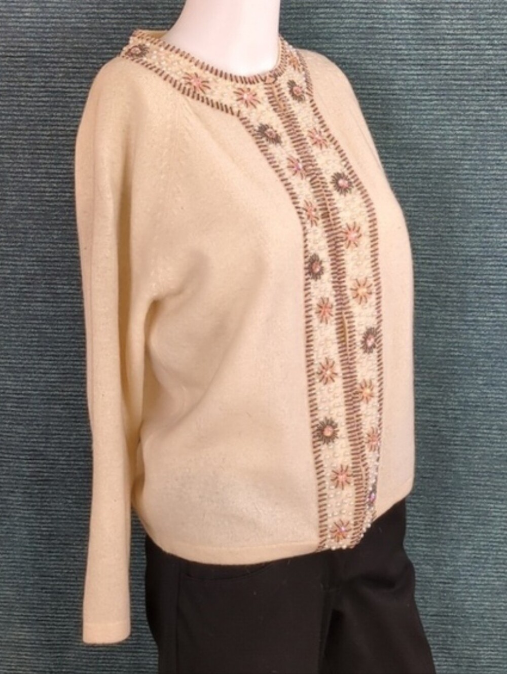 Vintage Marshall Field & Company Beaded Wool/Angora Sweater - Picture 5 of 16